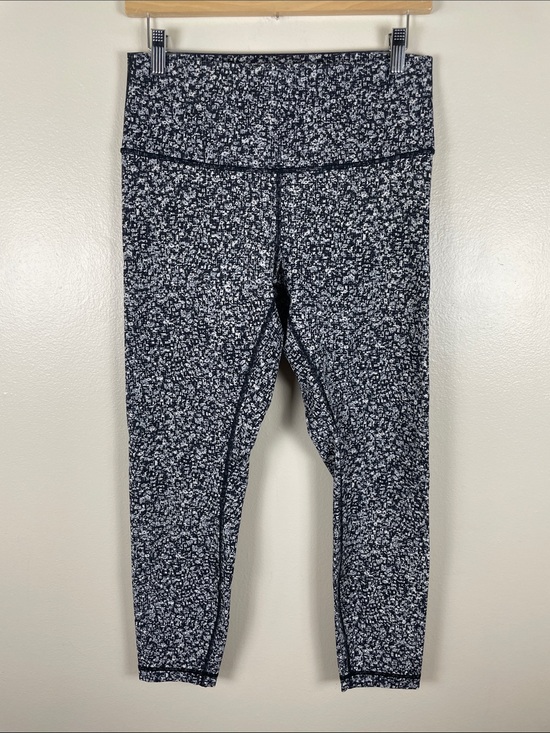 lululemon athletica Pants - lululemon athletica Black & Grey Speckled Leggings. Size 10